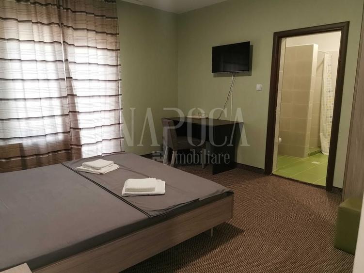Casă individuală cu 16 camere cu Teren 3000 Mp în Băile Felix