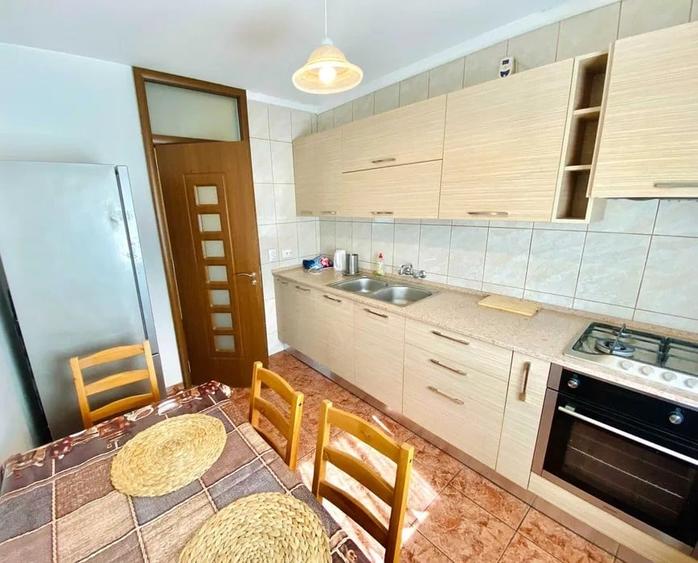Apartament cu 2 camere decomandat, mobilat în Aviației