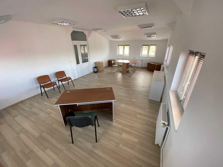 Spațiu comercial, de 25 mp, în Exterior Vest