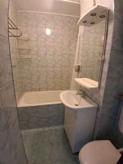 Apartament cu 2 camere decomandat, mobilat în Veteranilor