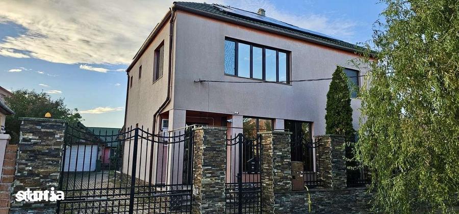 Casă cu 5 camere cu Teren 1380 Mp în Central