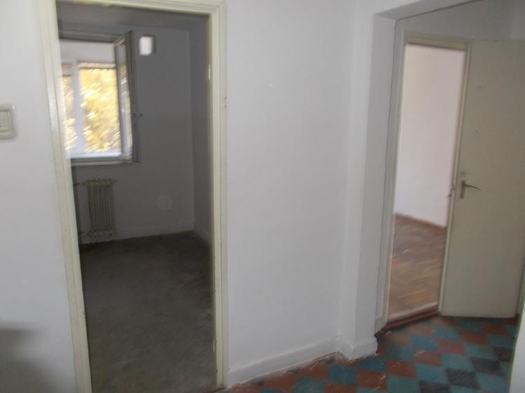 Apartament cu 2 camere decomandat în Șagului