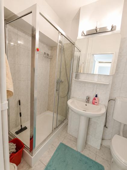 Apartament cu 2 camere decomandat în Titulescu