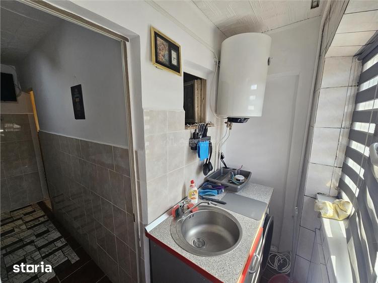 Garsonieră decomandată în Calea Caransebeșului