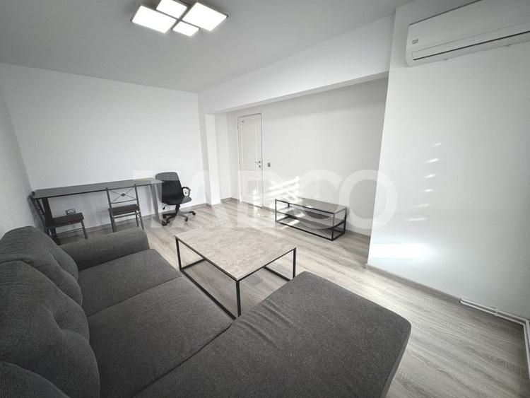 Apartament cu 3 camere decomandat, mobilat în Ștrand
