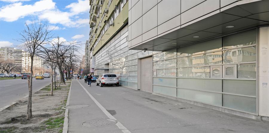 Spațiu comercial, de 1,929.4000244141 mp, în Pantelimon