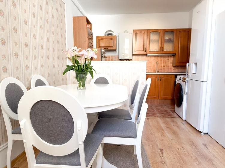 Inchiriez apartament pe str. Horea - 3