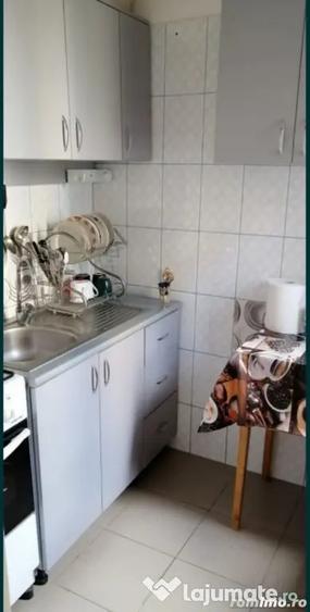 Garsonieră în Buziașului