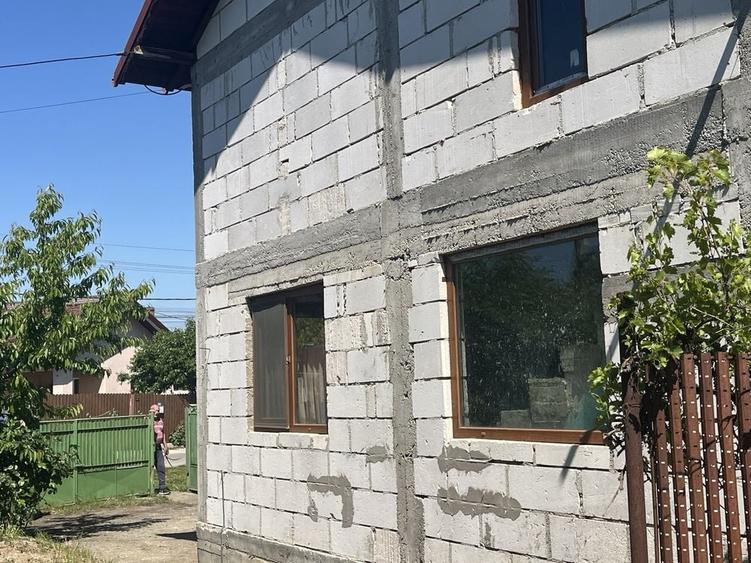 Casă cu 4 camere în Strejnicu
