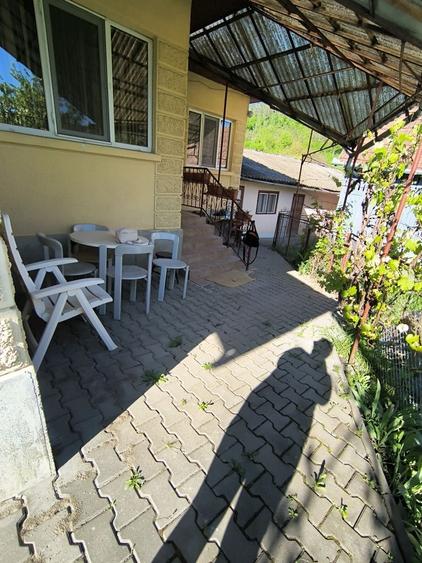 Casă cu 3 camere în Porumbeni