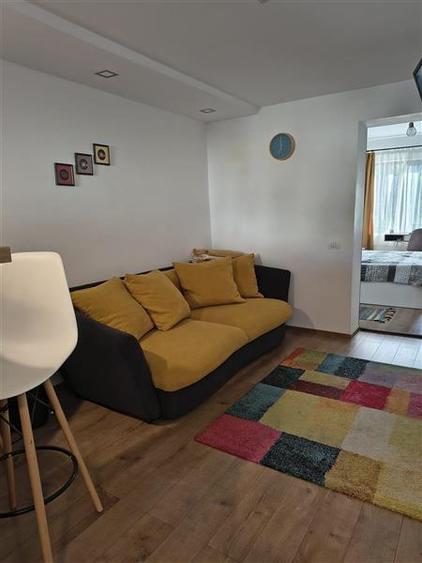 Duplex cu 3 camere cu Canalizare în Astra