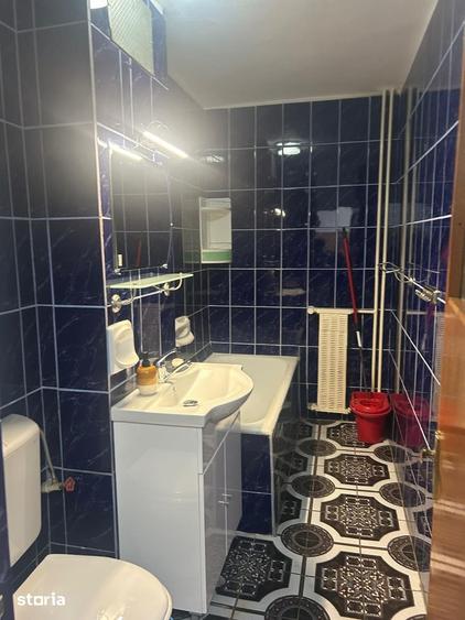 Apartament cu 2 camere decomandat în Tei
