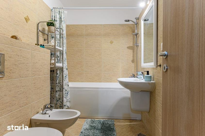 Apartament cu 2 camere decomandat în Tractorul