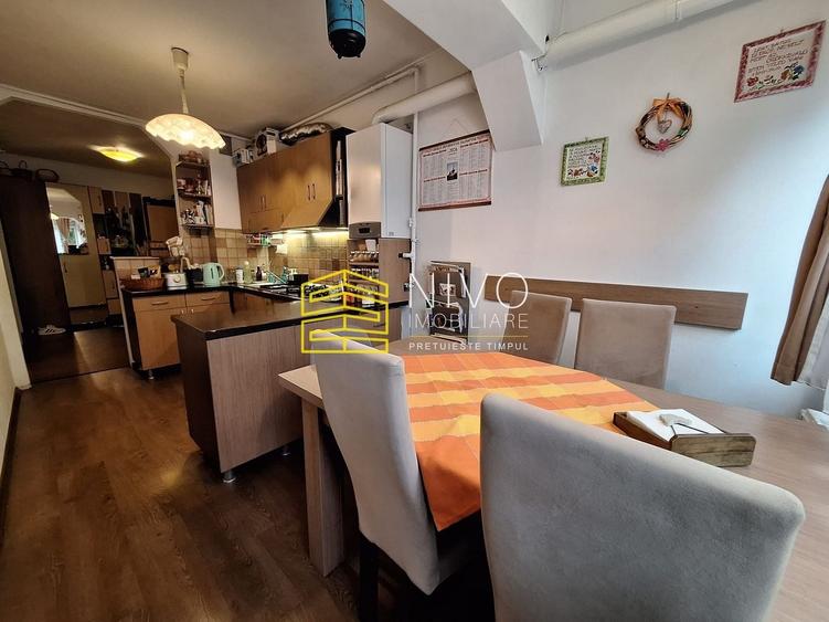Apartament cu 3 camere decomandat, mobilat în Dâmbu Pietros