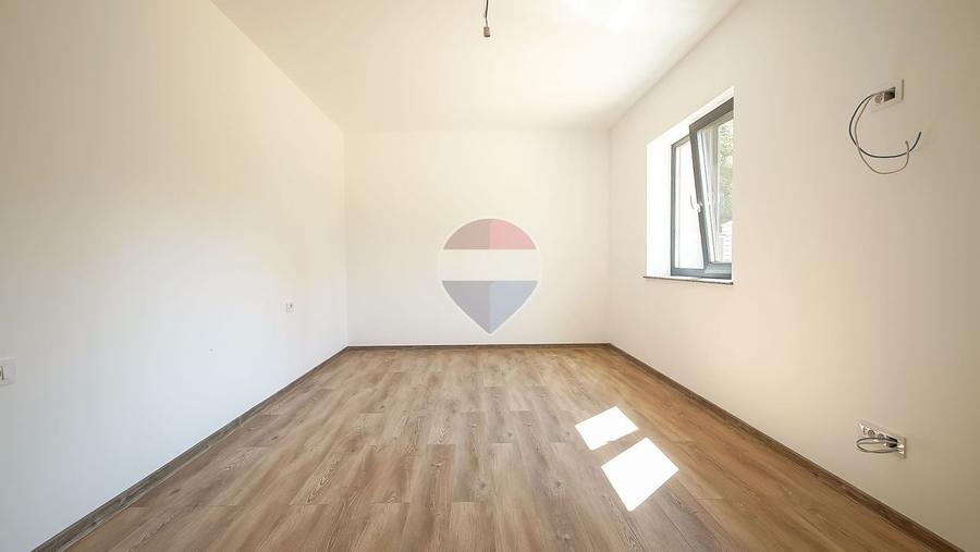 Casă individuală cu 3 camere cu Teren 426 Mp în Tărlungeni