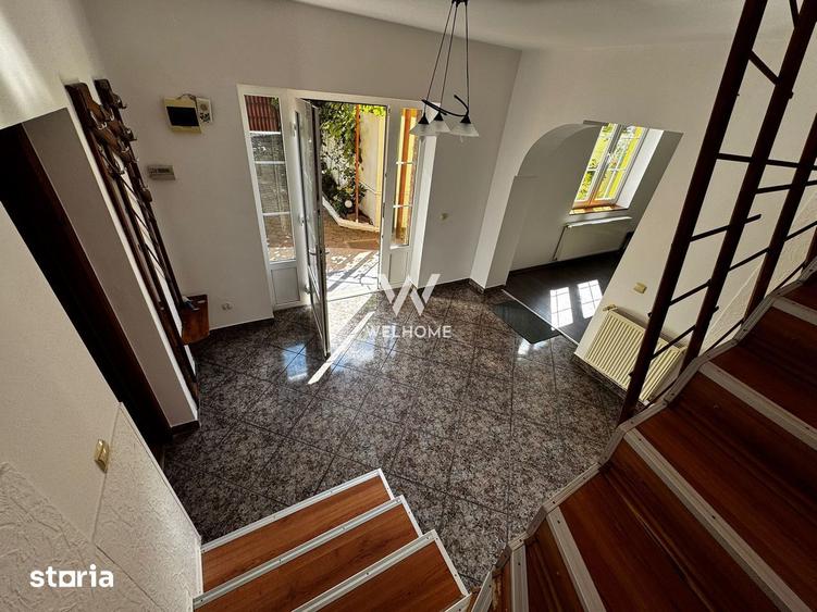 Casă cu 4 camere cu Canalizare în Calea Dumbrăvii