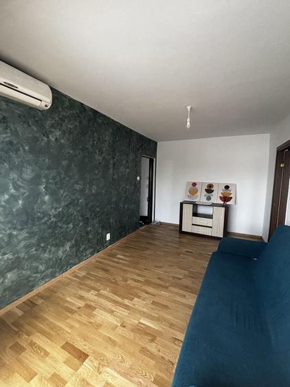 Apartament cu 2 camere nedecomandat în Girocului