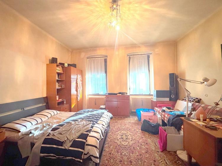 Casă individuală cu 6 camere cu Canalizare în Elisabetin