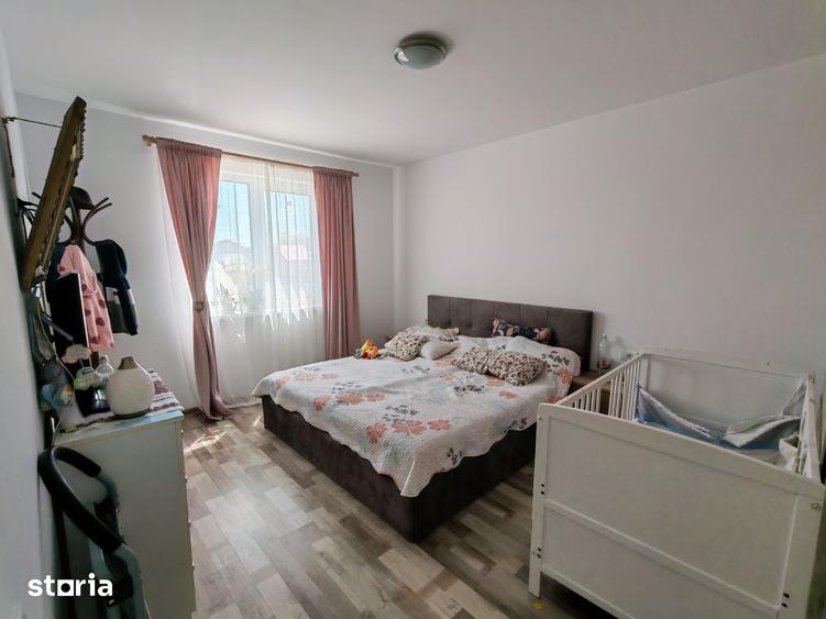 Casă cu 4 camere cu Teren 300 Mp în Agigea