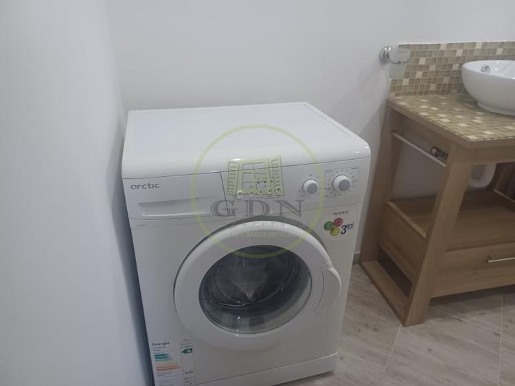 Apartament cu 2 camere decomandat, mobilat în Hărmanului