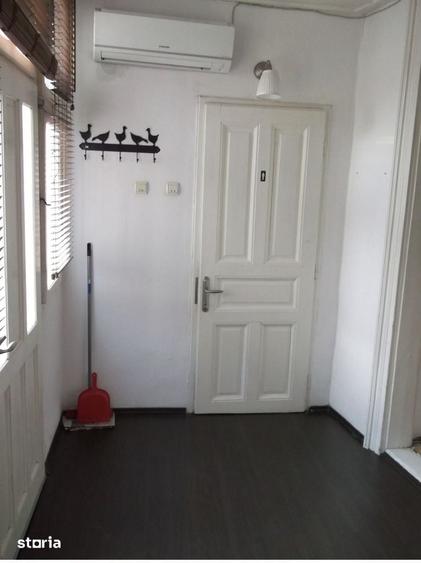 Casă cu 5 camere cu Teren 250 Mp în Central