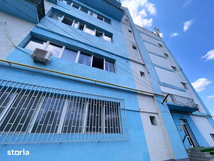 Spațiu comercial, de 3,500 mp, în Central