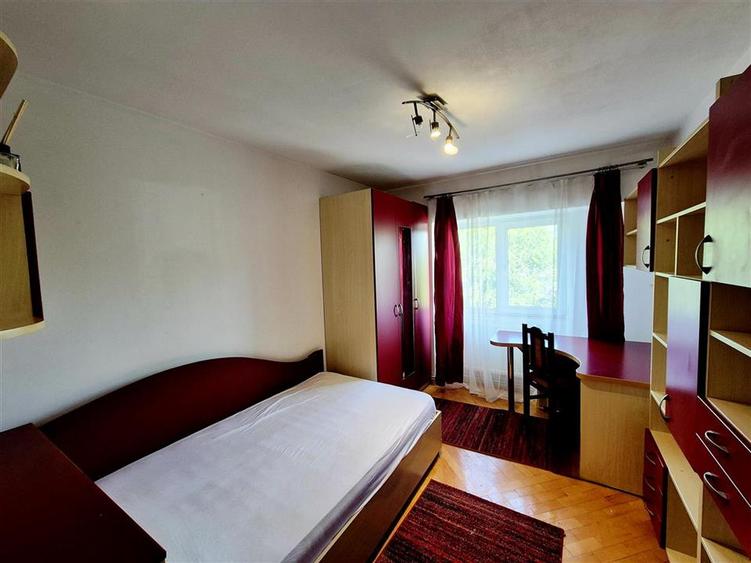 Apartament 3 Camere Decomandat Explanada Nicolina - 4