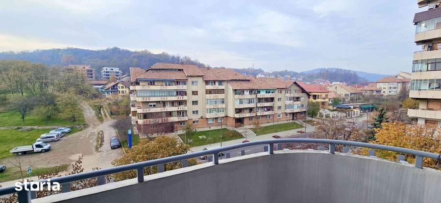 Apartament De Vanzare Ramnicu Valcea Calea lui Traian Etaj 4/8 - 1