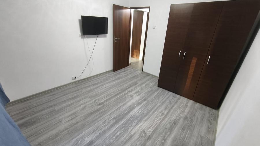Apartament cu 3 camere decomandat în Pantelimon