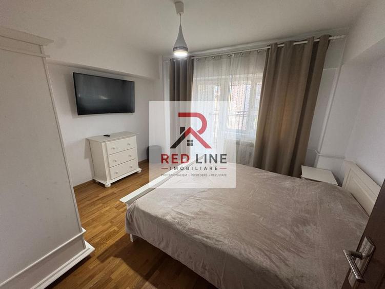 Apartament cu 4 camere decomandat în Central
