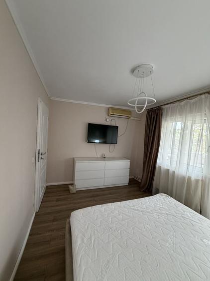 Proprietar | 3 camere, 2 bai, 2 balcoane decomandat | Lipovei principala Iulius | Profi Non stop Parter | Statie Bus la parter - 2