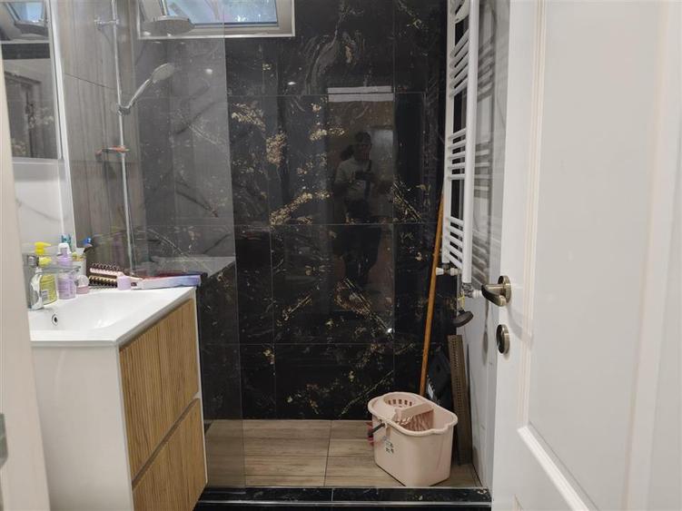 Apartament cu 2 camere semidecomandat, mobilat în Apollo