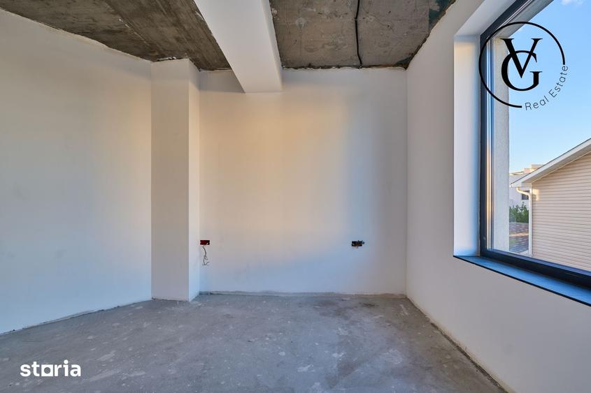 Casă cu 4 camere decomandat cu Teren 235 Mp în Palazu Mare