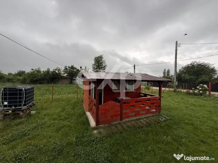 Casă cu 3 camere cu Teren 2857 Mp în Buzoești