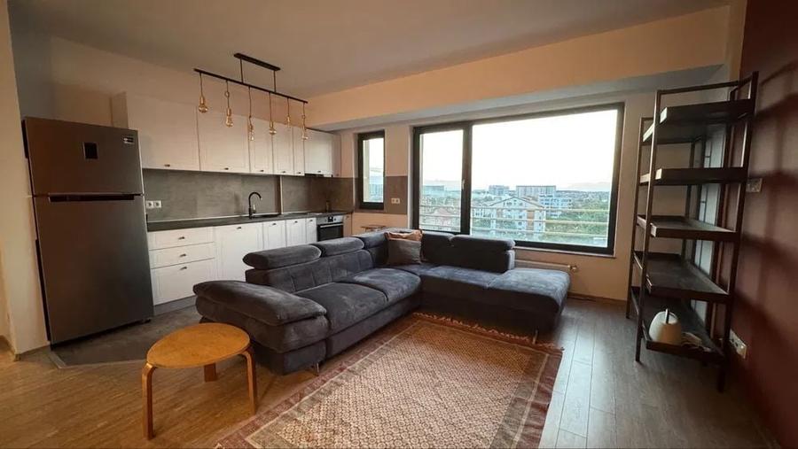 Apartament cu 3 camere semidecomandat, mobilat în Lacul Morii