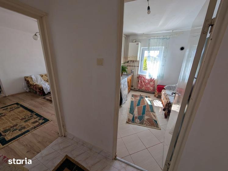 Apartament cu 2 camere decomandat în Buhuși
