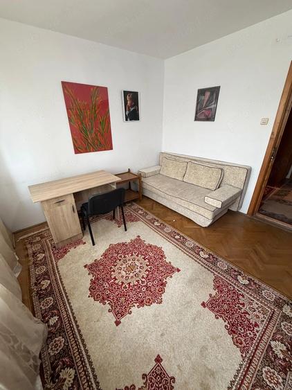 Apartament cu 3 camere semidecomandat în Take Ionescu