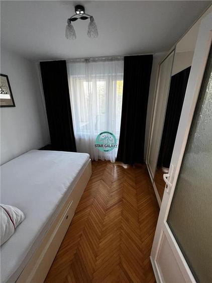 Apartament cu 4 camere decomandat, mobilat în 7 Noiembrie