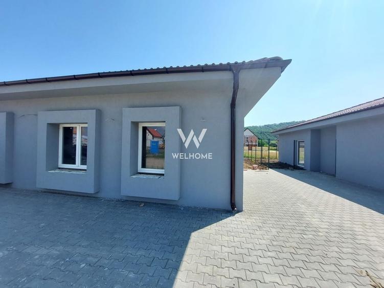 Duplex cu 3 camere cu Canalizare în Exterior Est