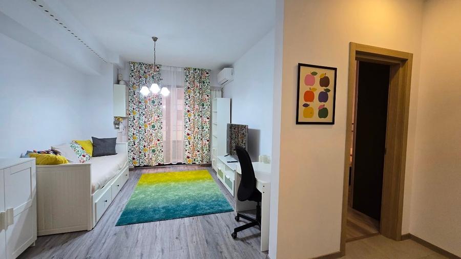 Apartament cu 2 camere semidecomandat, mobilat în Politehnica