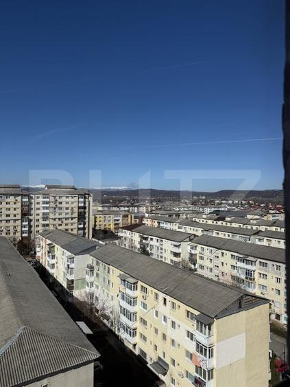 Apartament 3 camere, 55 mp, zona Micro 4 - 12