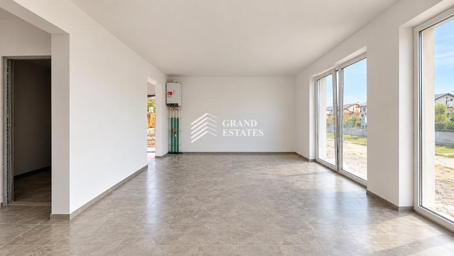 Duplex cu 4 camere cu Canalizare în Otopeni