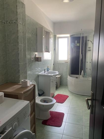 Apartament cu 2 camere decomandat în Paltin