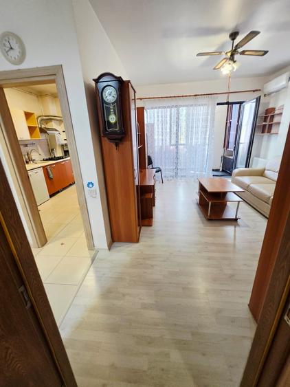 Apartament cu 2 camere semidecomandat în Vest