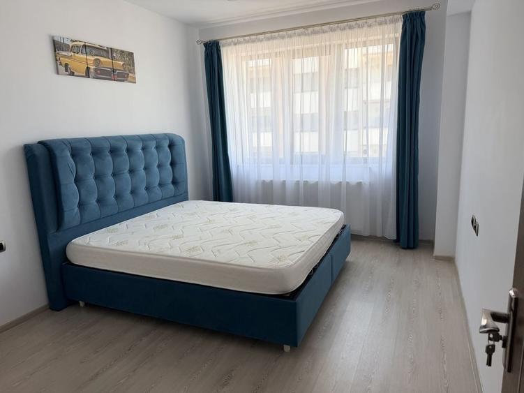 Chirie Apartament 3 camere Tractoru Coresi - 4