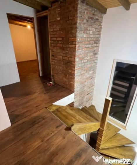 Casă cu 4 camere cu Teren 280 Mp în Central