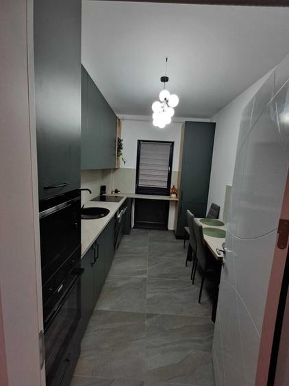 Apartament cu 2 camere decomandat în Cristian