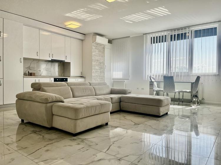 Apartament cu 2 camere decomandat în Exterior Vest