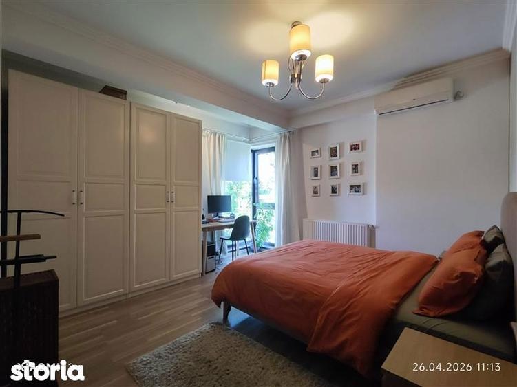 Casă cu 5 camere cu Teren 300 Mp în Mogoșoaia