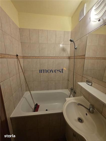 Apartament cu 2 camere semidecomandat în Micro 14